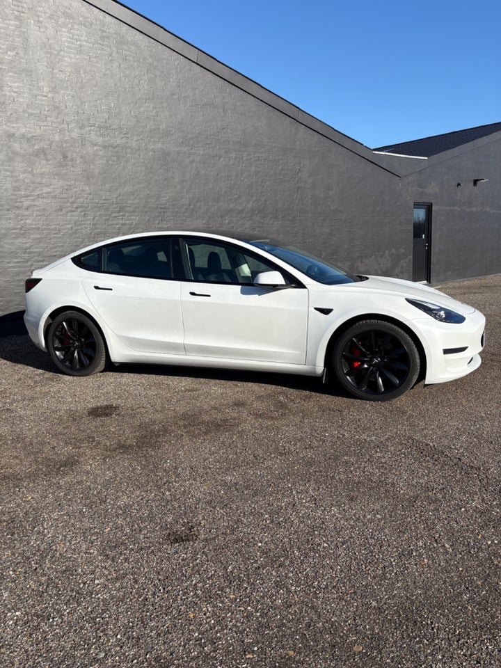 Tesla Model 3 Performance AWD 4d