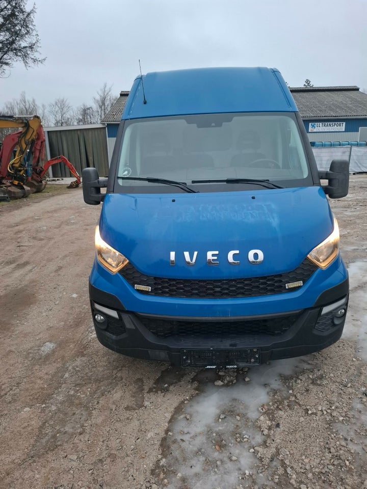 Iveco Daily 2,3 35S15 10,8m³ Van