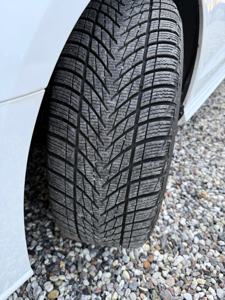 Audi A3 1,4 e-tron S-line Sportback S-tr. 5d