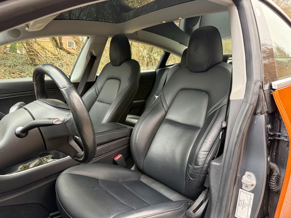 Tesla Model 3 Long Range AWD 4d