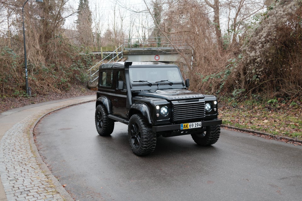 Land Rover Defender 90 2,4 Hard Top E 3d