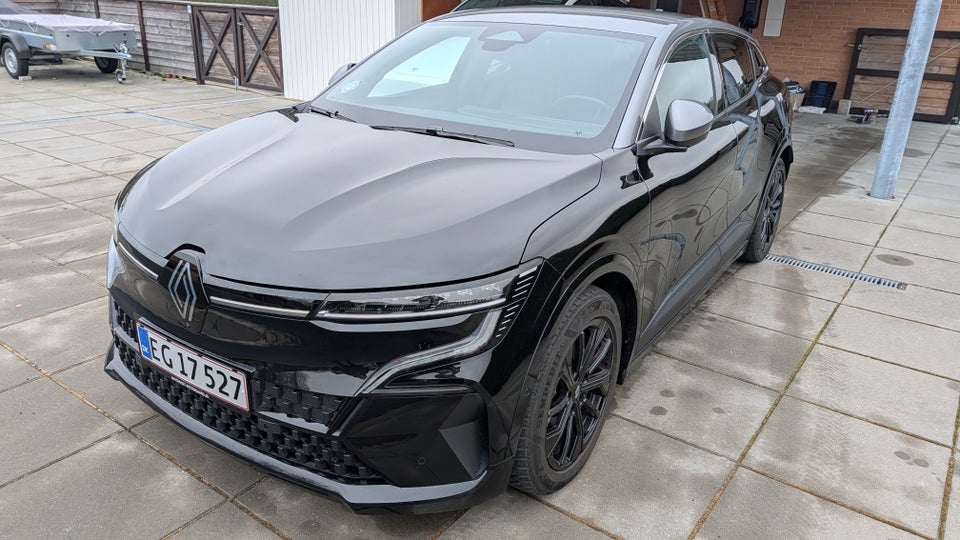 Renault Megane E-Tech 60 Iconic 5d