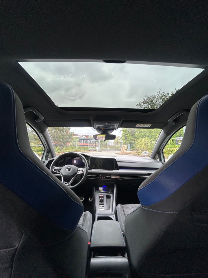 VW Golf VIII 1,4 GTE DSG 5d