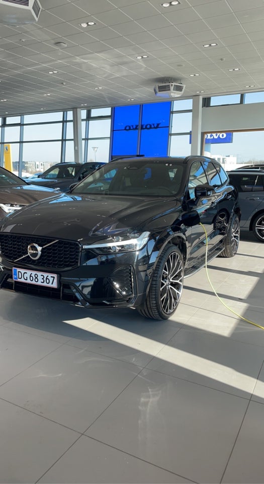 Volvo XC60 2,0 T6 ReCharge R-Design aut. AWD 5d