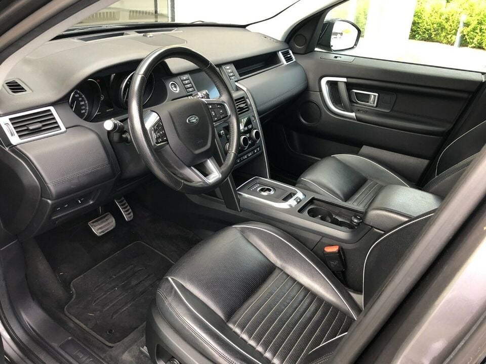 Land Rover Discovery Sport 2,0 TD4 180 Pure Van 5d