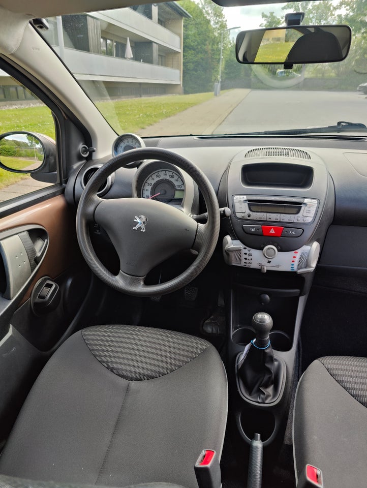Peugeot 107 1,0 Active 5d