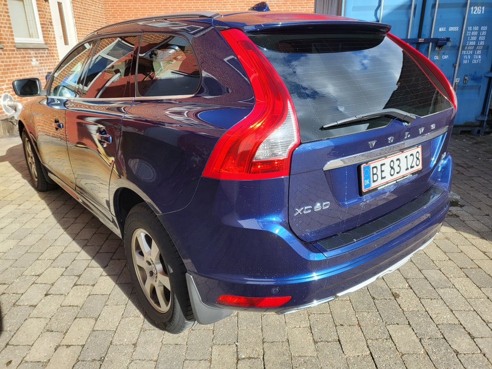 Volvo XC60 2,4 D4 181 Ocean Race aut. AWD 5d