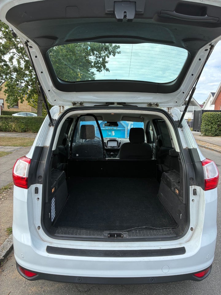 Ford Grand C-MAX 1,5 TDCi 120 Business Van 5d