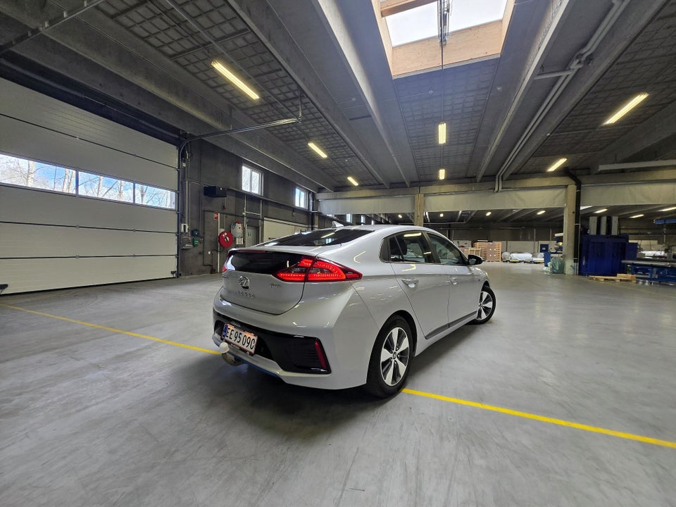 Hyundai Ioniq 1,6 PHEV Premium DCT 5d