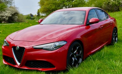 Alfa Romeo Giulia 2,0 T 200 Super aut. 4d