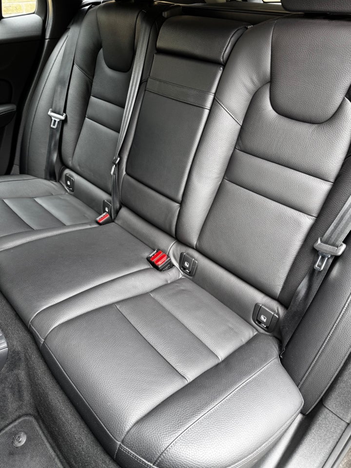 Volvo V60 2,0 T6 ReCharge Inscription aut. AWD 5d