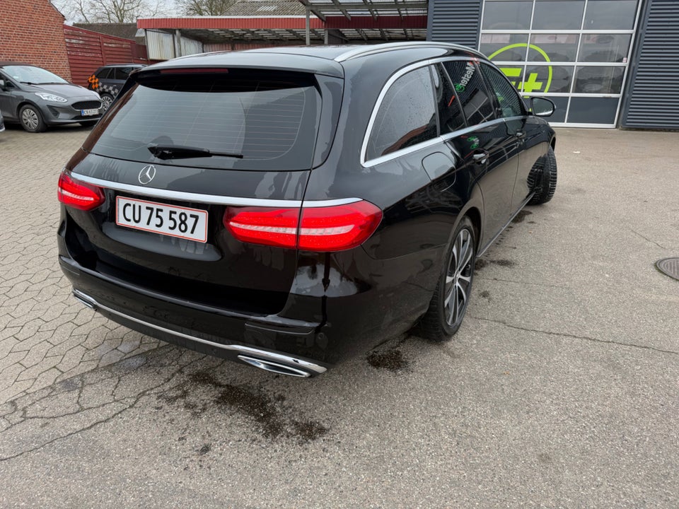 Mercedes E220 d 2,0 Avantgarde stc. aut. 5d