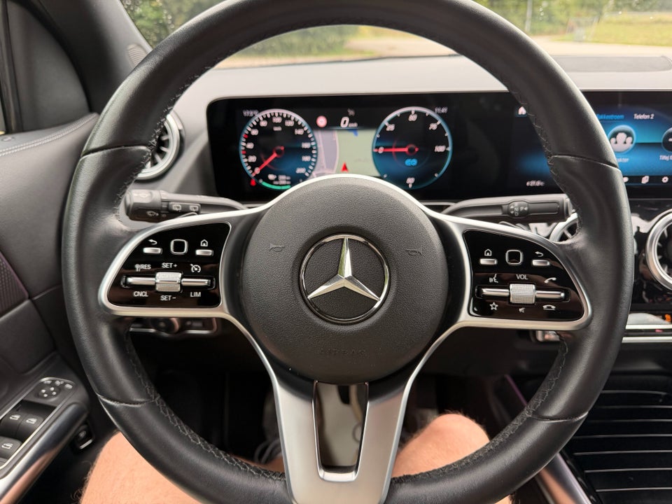 Mercedes EQA250 Progressive 5d