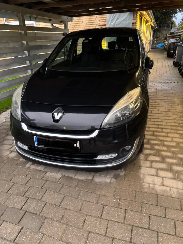Renault Grand Scenic III 1,6 dCi 130 Dynamique 7prs 5d