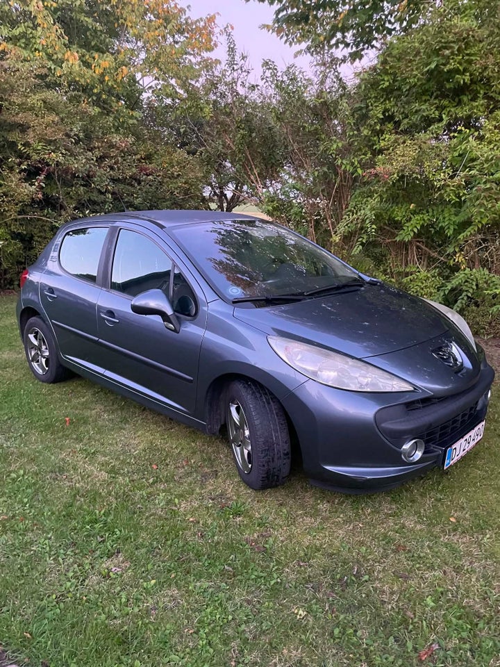 Peugeot 207 1,6 S16 5d