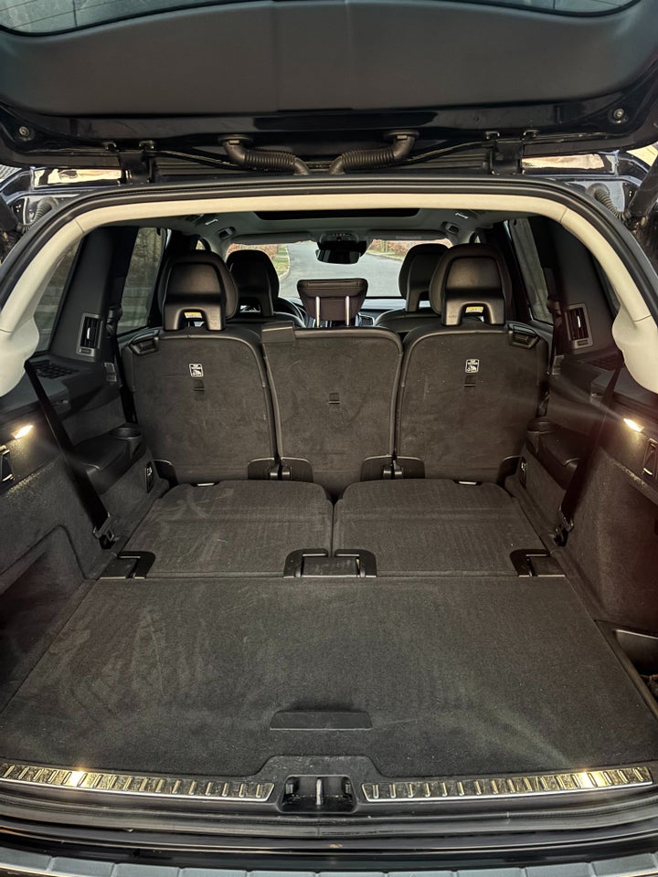 Volvo XC90 2,0 T8 407 Momentum aut. AWD 7prs 5d