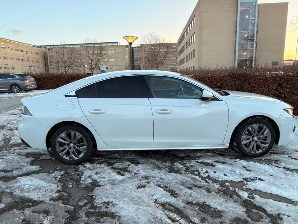 Peugeot 508 1,6 Hybrid Allure Pack EAT8 5d