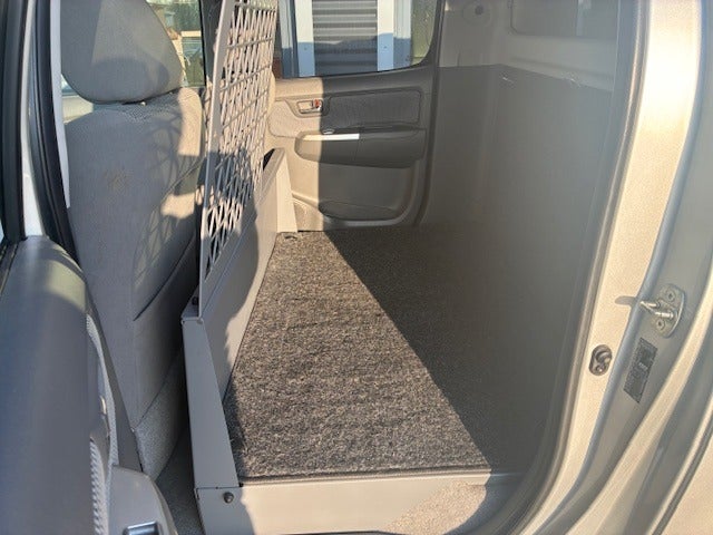 Toyota HiLux 3,0 D-4D Db.Kab aut. 4x4 T4 4d