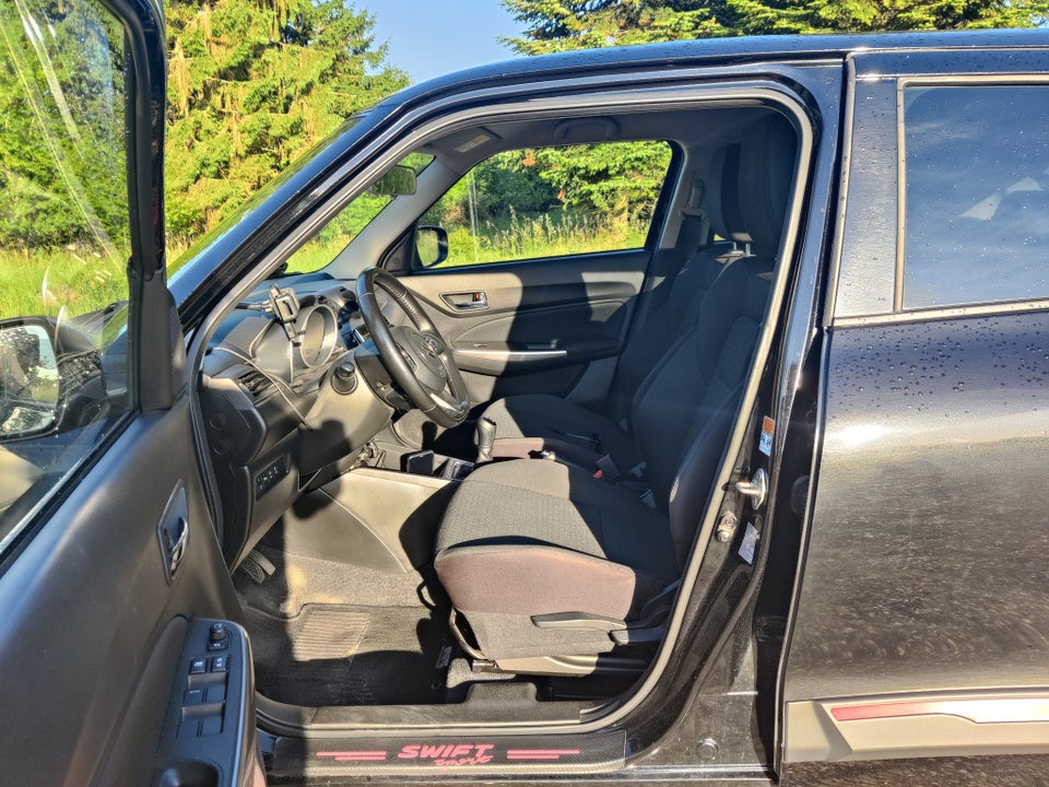 Suzuki Swift 1,2 mHybrid Exclusive 5d