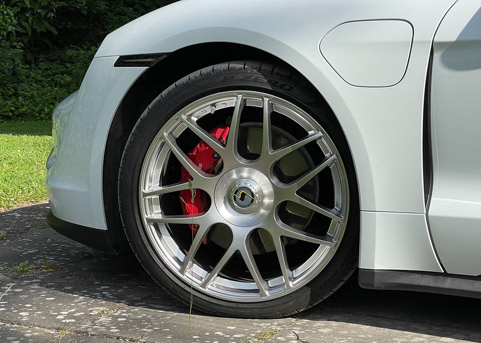 Porsche Taycan 4S Performance+ 4d