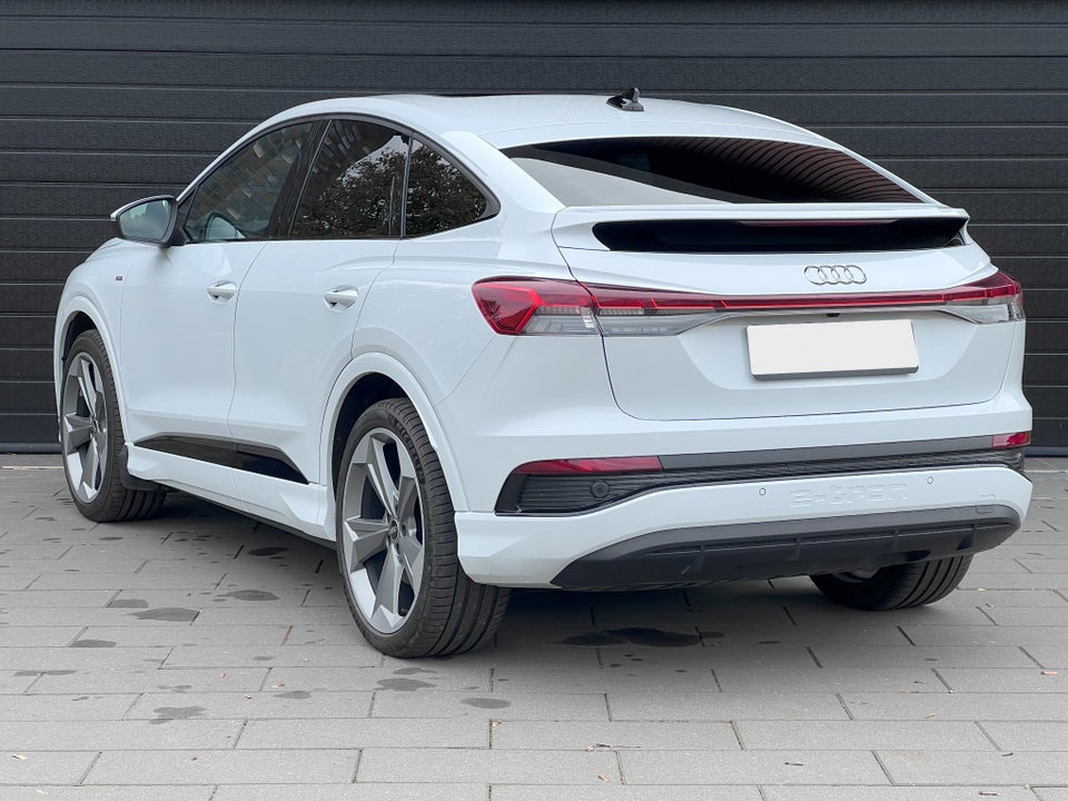 Audi Q4 e-tron 50 S-line Sportback quattro 5d