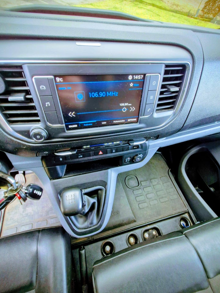 Peugeot Expert 2,0 BlueHDi 120 L2 Premium Van