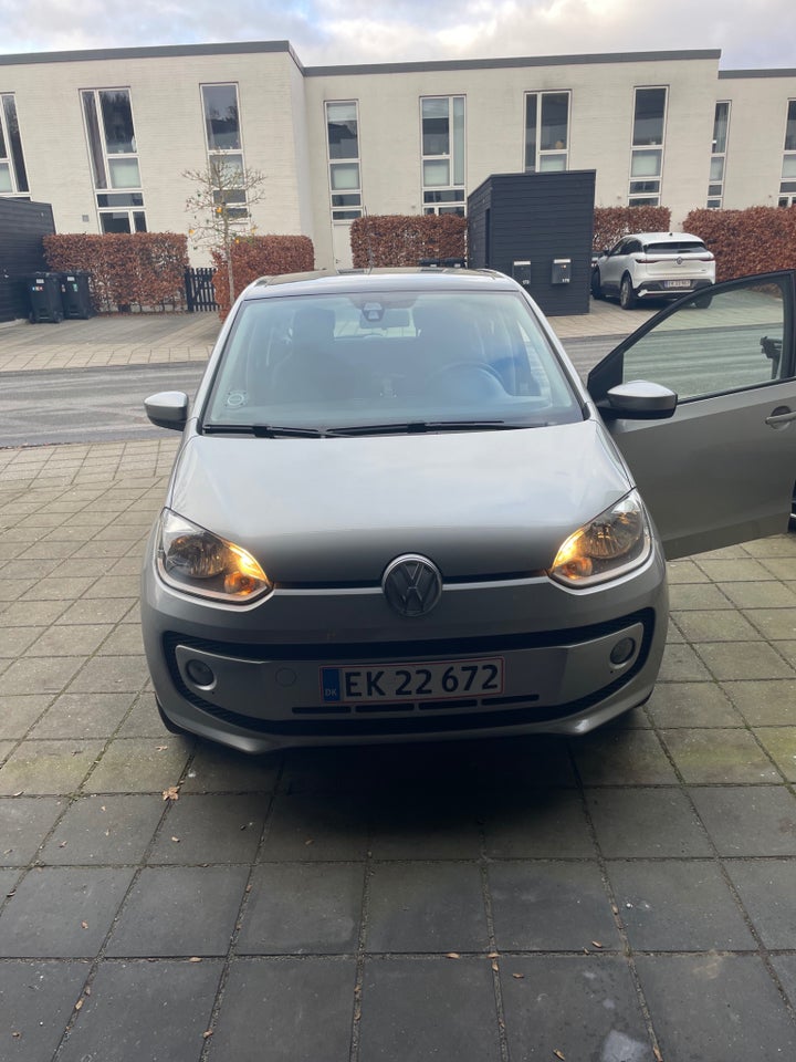 VW Up! 1,0 60 Elegance Open Air 5d