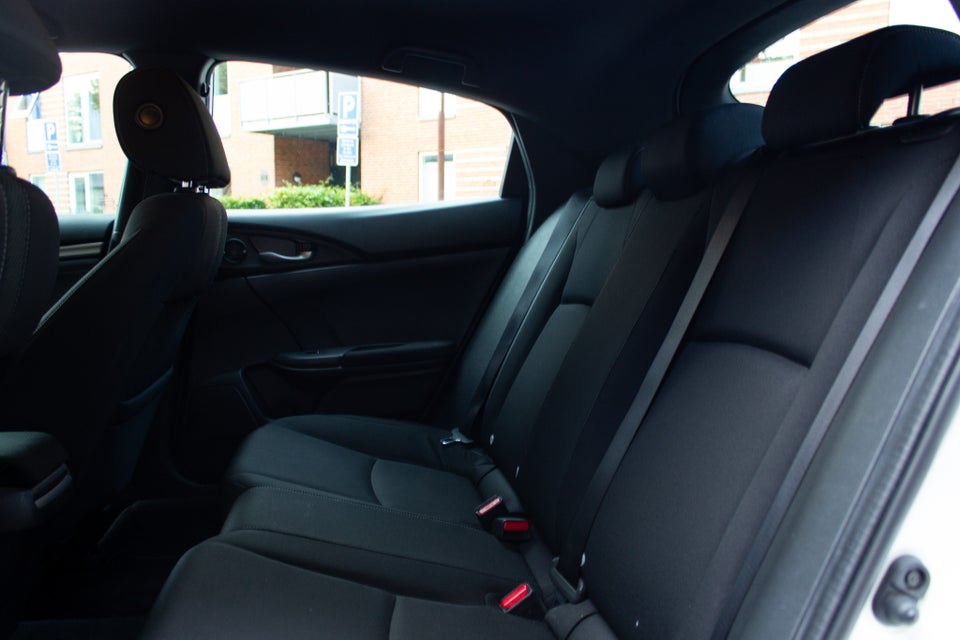 Honda Civic 1,0 VTEC Turbo Comfort 5d