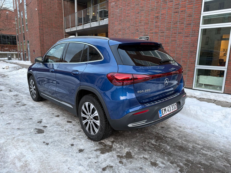 Mercedes EQA250 Progressive Advance 5d