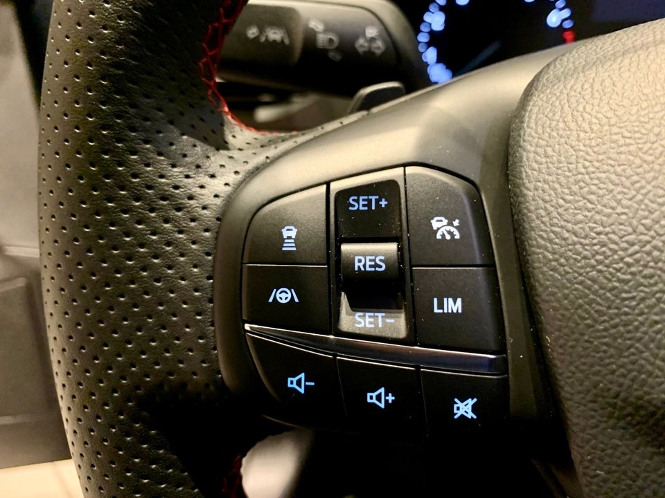 Ford Focus 1,5 EcoBoost ST-Line aut. 5d