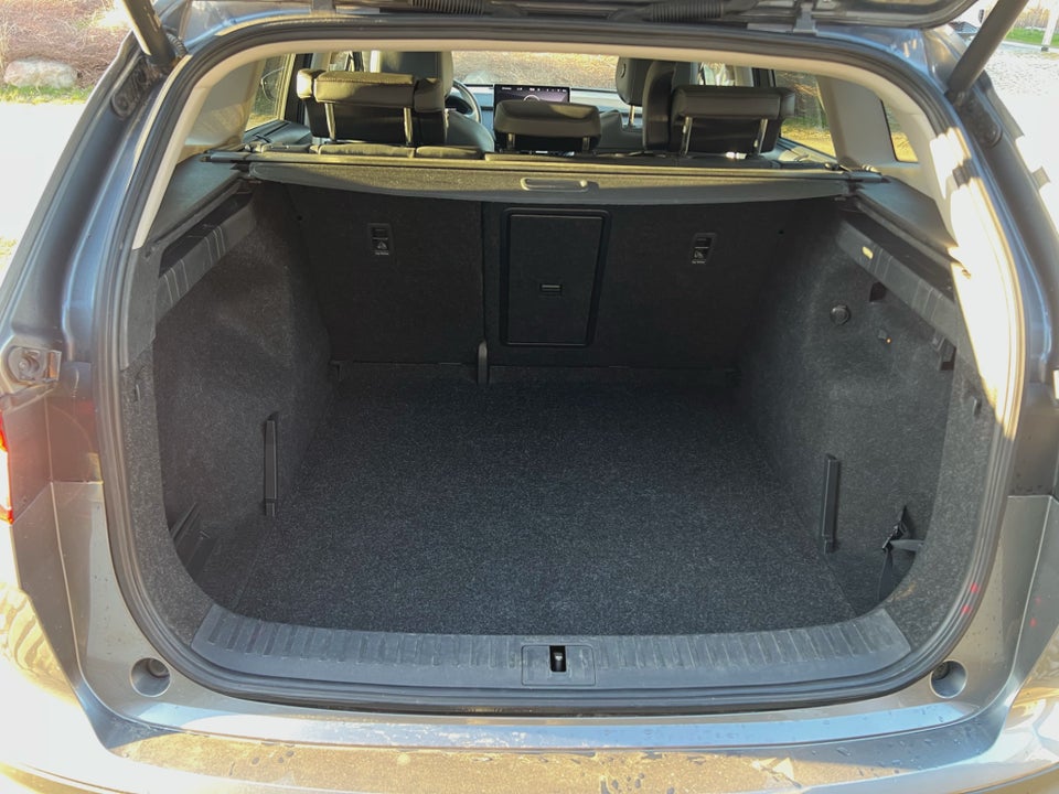 Skoda Enyaq 80 iV Suite 5d