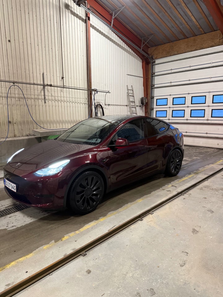 Tesla Model Y RWD 5d