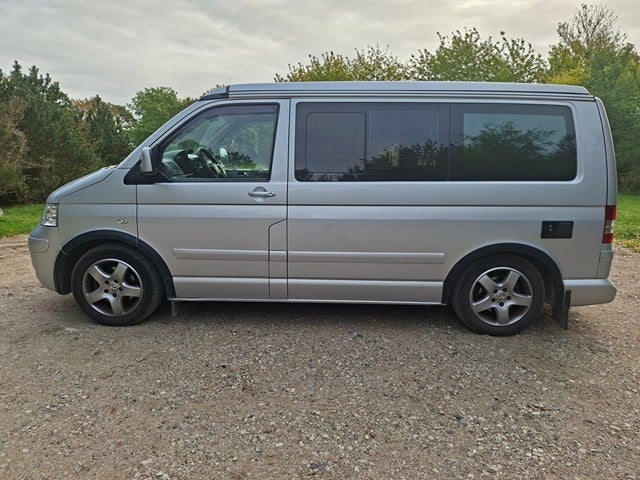 VW California 2,5 TDi 130 Comfortline 4d