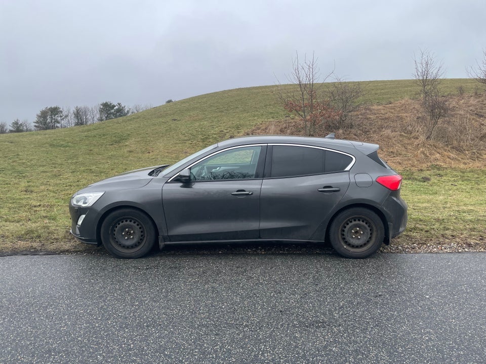 Ford Focus 1,0 EcoBoost Trend Edition 5d