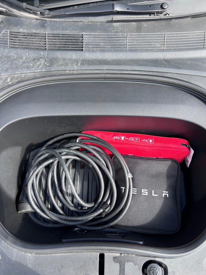 Tesla Model 3 RWD 4d