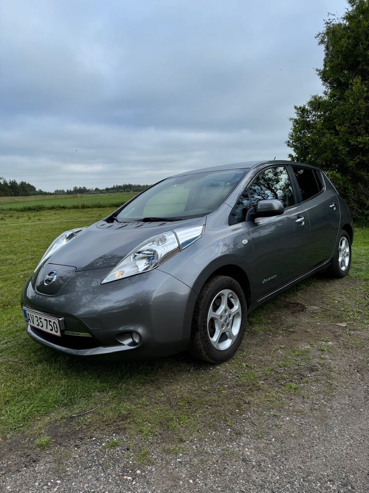 Nissan Leaf 24 Acenta 5d