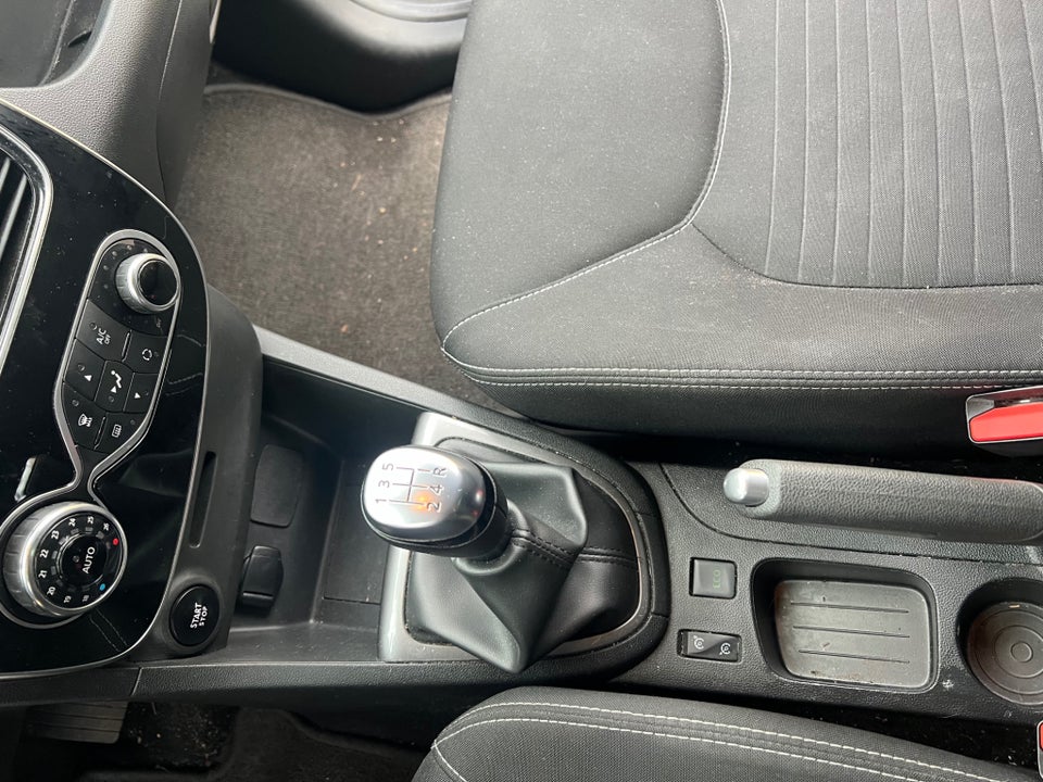 Renault Clio IV 1,5 dCi 90 Limited 5d