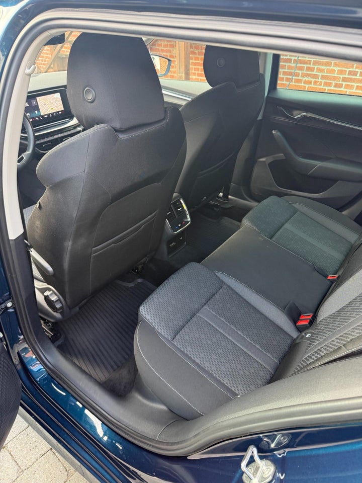 Skoda Octavia 1,4 TSi iV Plus Combi DSG 5d