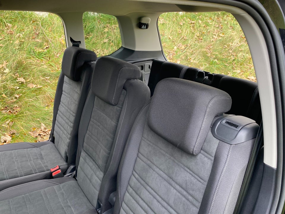 VW Touran 1,5 TSi 150 Highline DSG 7prs 5d