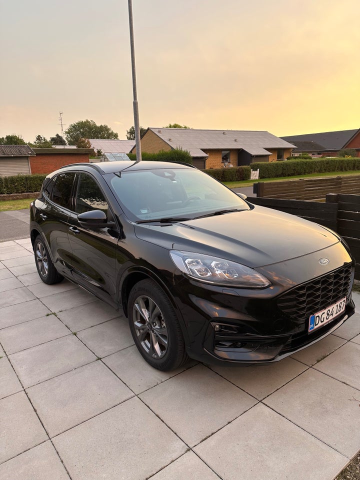 Ford Kuga 2,5 PHEV ST-Line X CVT 5d