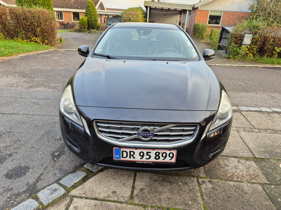 Volvo V60 1,6 DRIVe Summum 5d