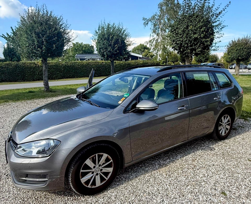 VW Golf VII 1,4 TSi 122 Comfortline Variant BMT 5d