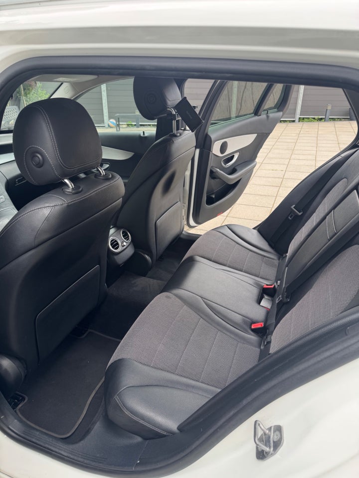 Mercedes C220 d 2,0 Avantgarde stc. aut. 5d