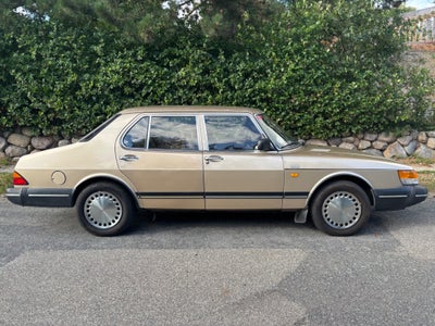 Saab 900 2,0  5d