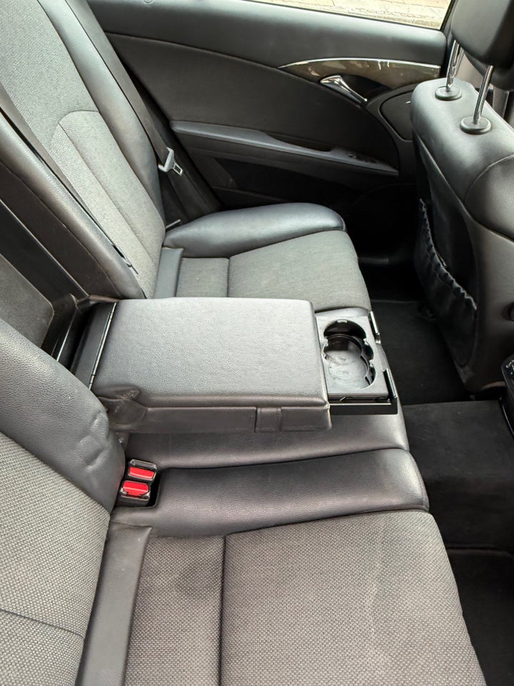 Mercedes E350 3,5 Elegance stc. aut. 5d