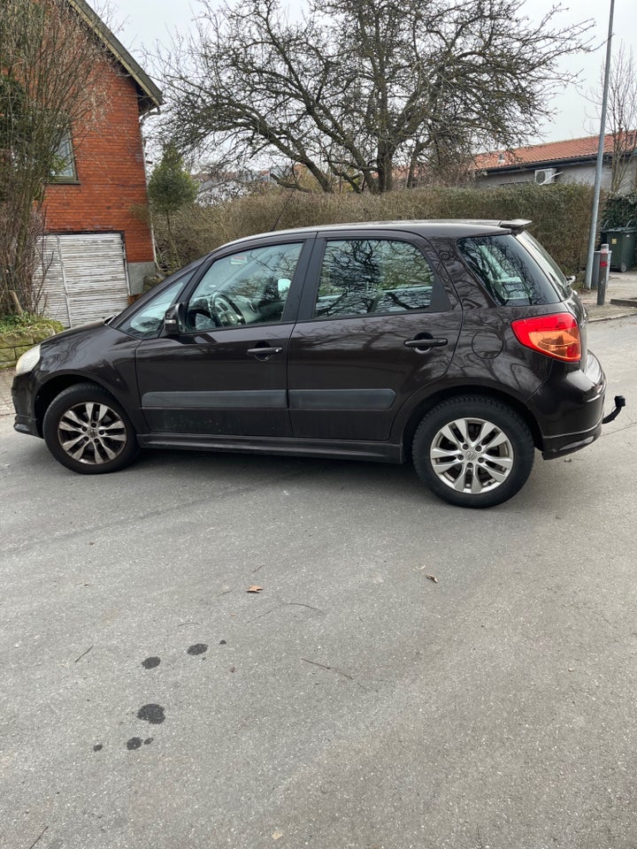 Suzuki SX4 1,6 CombiBack GLXtra 5d