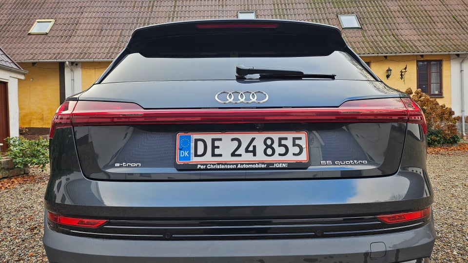 Audi e-tron 55 S-line quattro 5d