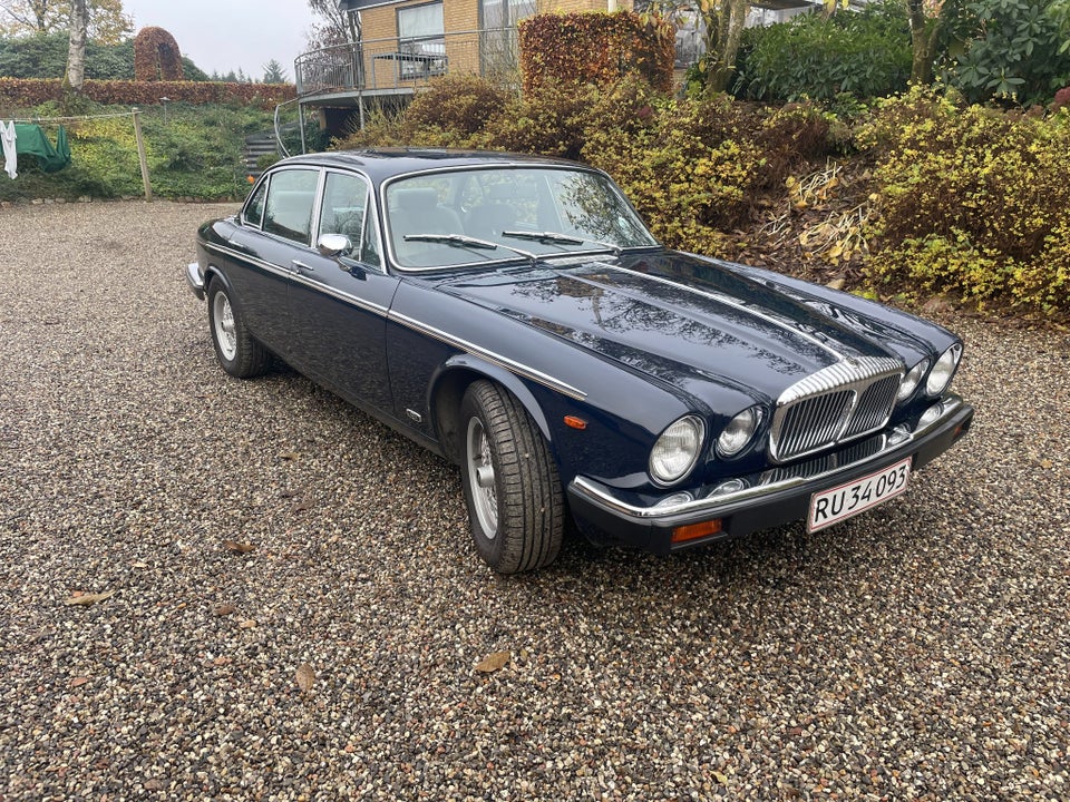 Jaguar XJ6 4,2  4d