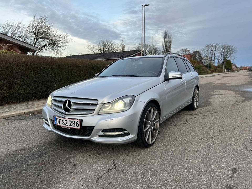 Mercedes C220 2,2 CDi stc. aut. BE 5d