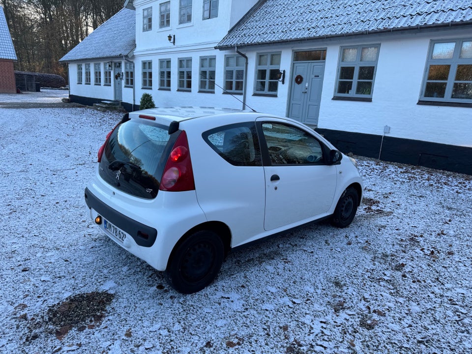 Peugeot 107 1,0 Urban 3d